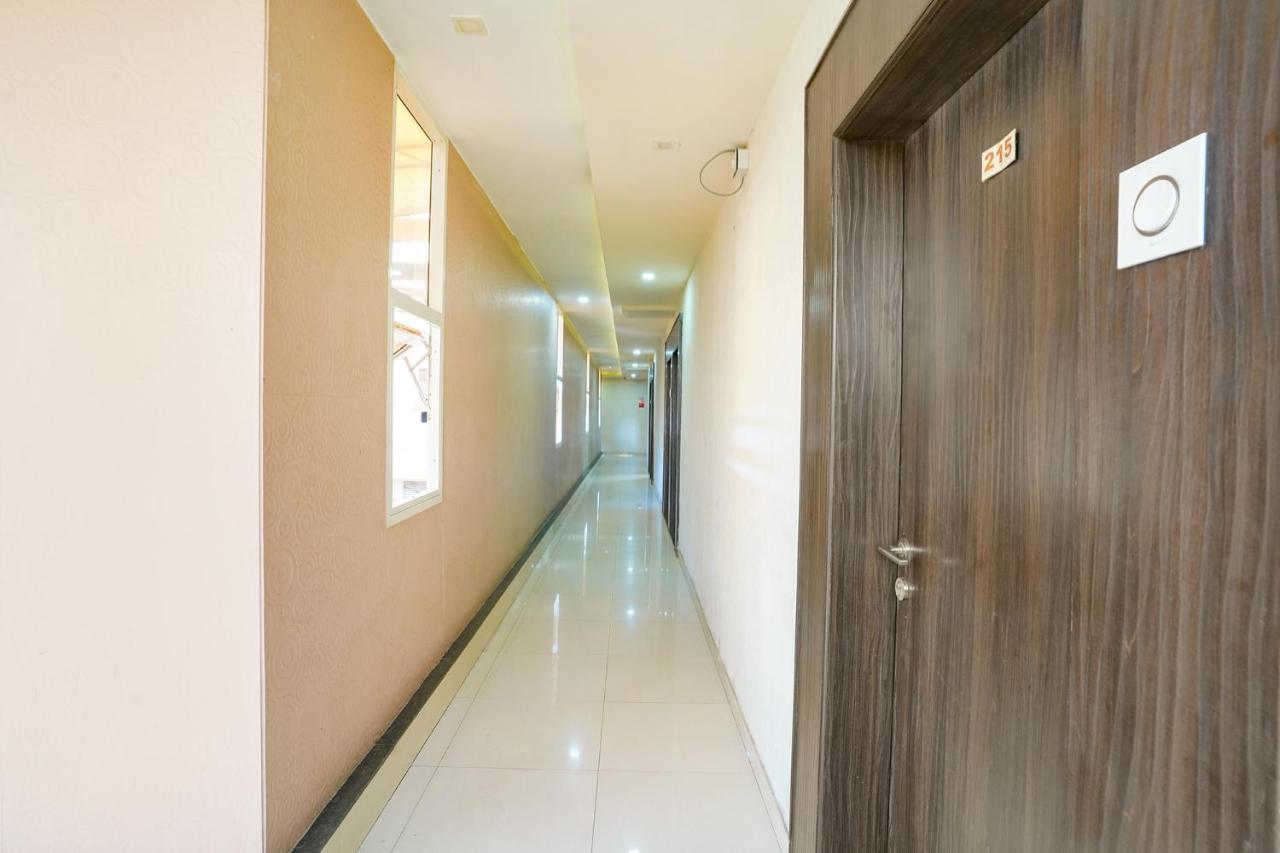 Fabhotel Regent Inn - Nr Skywalk Bridge Pimpri-Chinchwad Екстериор снимка